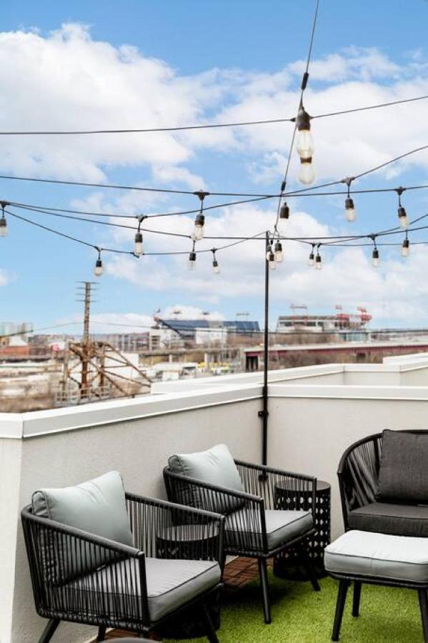 Stunning River View Condo Walk To Downtown Rooftop Patio Nashville Esterno foto